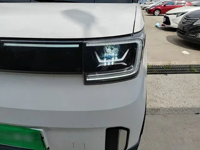 Wuling Hongguang Mini EV — Фото автомобиля 23
