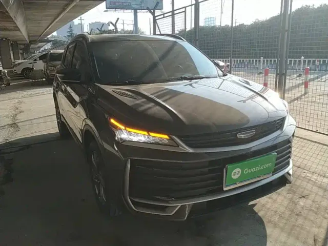 Geely Binyue — Фото автомобиля 3