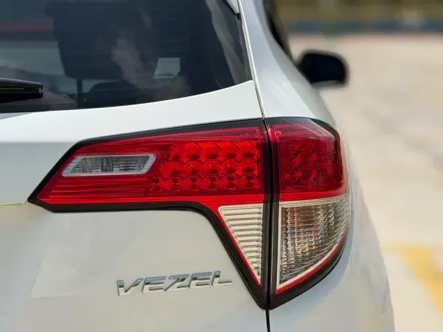 Honda Vezel — Фото автомобиля 24