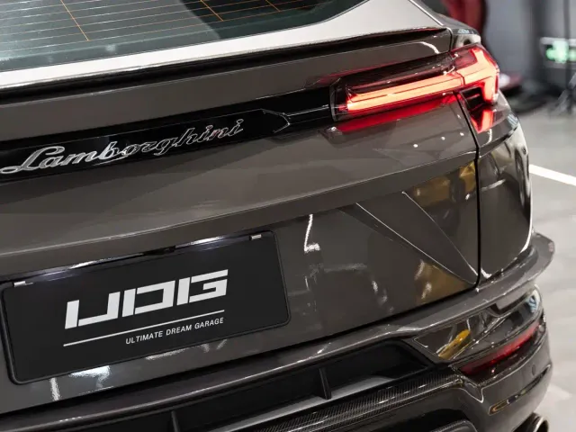 Lamborghini Urus — Фото автомобиля 13