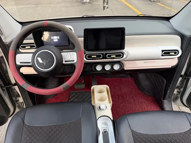 Wuling Hongguang Mini EV — Фото автомобиля 6