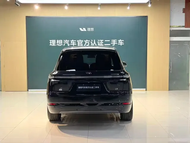Li Auto L9 — Фото автомобиля 4