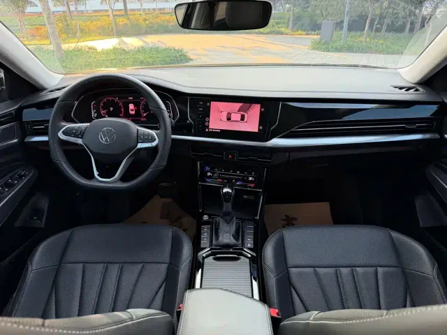 Volkswagen Passat — Фото автомобиля 6