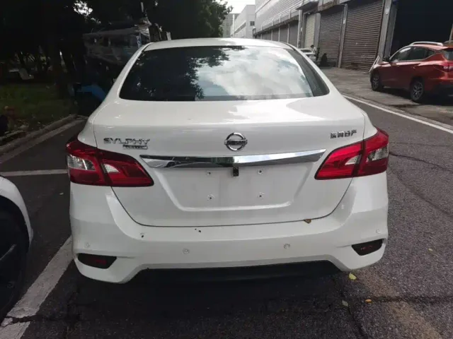 Nissan Sylphy — Фото автомобиля 3