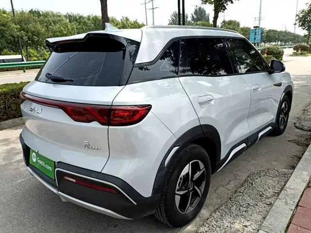 BYD Yuan UP — Фото автомобиля 4