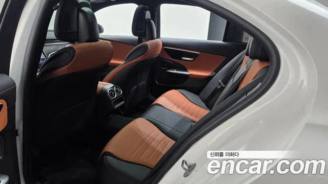 Mercedes-Benz C-Class — Фото автомобиля 11