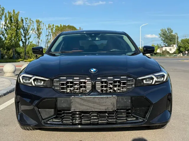 BMW 3 Series — Фото автомобиля 2
