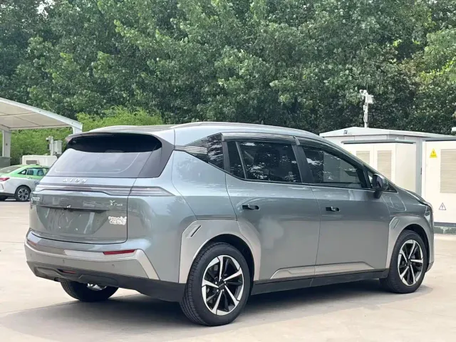 GAC Aion Y — Фото автомобиля 7