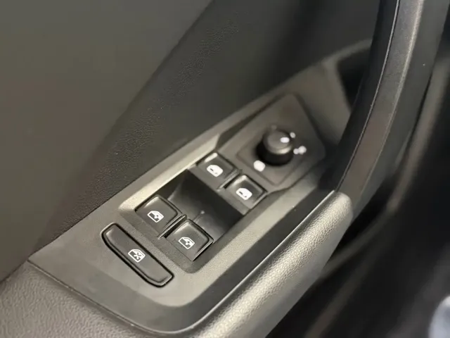 Volkswagen Tharu — Фото автомобиля 11