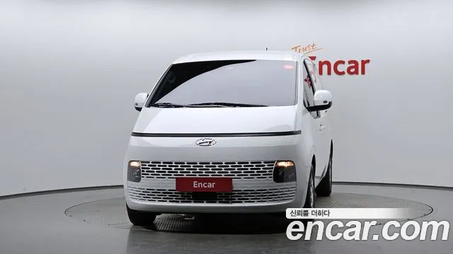 Hyundai Staria Staria Карго 3 места — Фото автомобиля 3