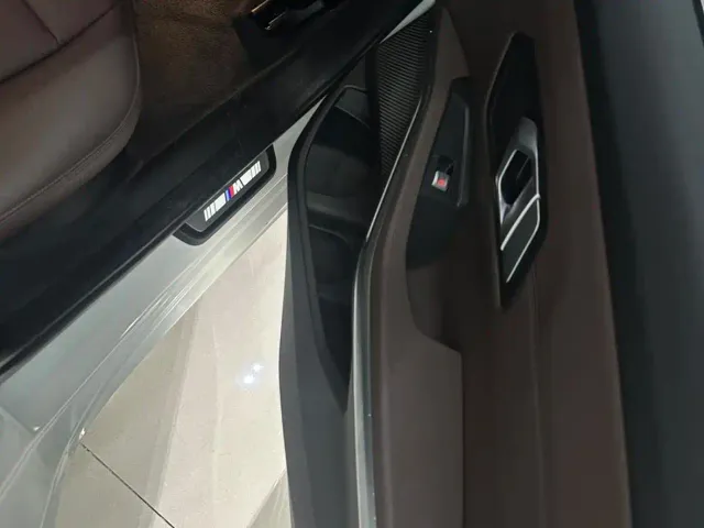BMW 3 Series — Фото автомобиля 7