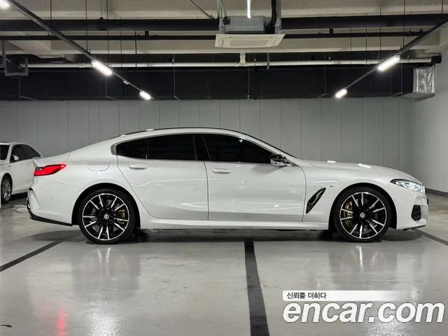 BMW 8-Series — Фото автомобиля 19