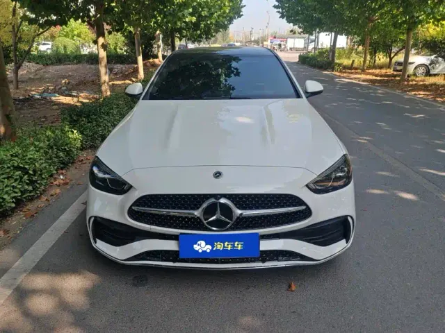 Mercedes-Benz C-Class — Фото автомобиля 2