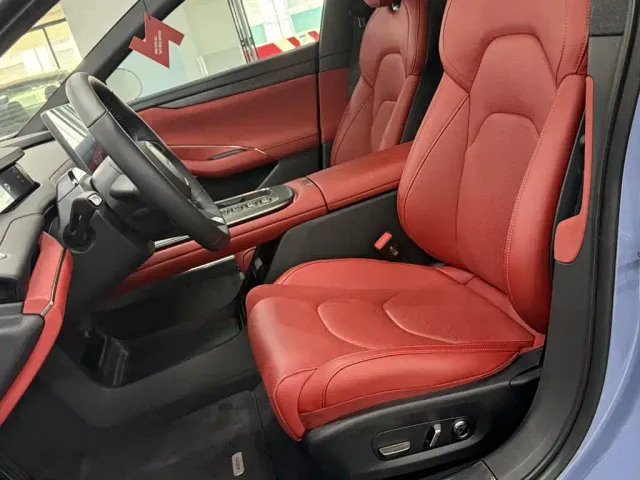 Xiaomi SU7 — Фото автомобиля 7