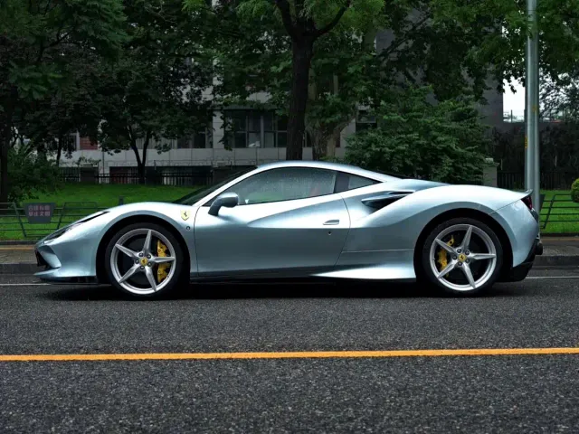 Ferrari F8 — Фото автомобиля 7