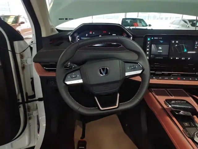 Changan CS55 Plus — Фото автомобиля 6