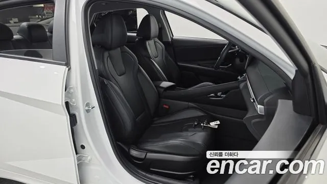 Hyundai Avante — Фото автомобиля 16