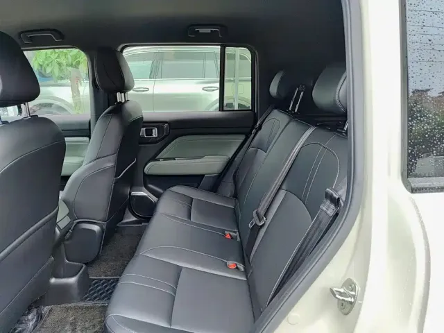 Baojun Yep Plus — Фото автомобиля 8
