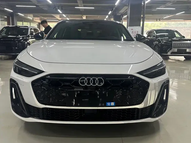 Audi A5L — Фото автомобиля 2
