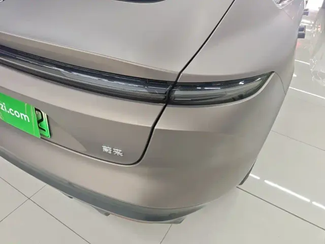 Nio ET5 — Фото автомобиля 7