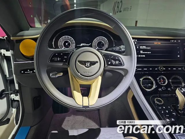 Bentley Continental — Фото автомобиля 13