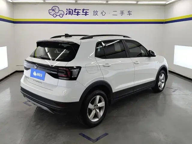 Volkswagen T-Cross — Фото автомобиля 3