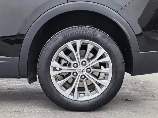 Buick Envision Plus — Фото автомобиля 11