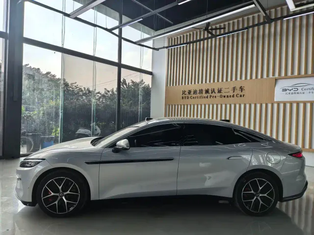 BYD Han L — Фото автомобиля 2