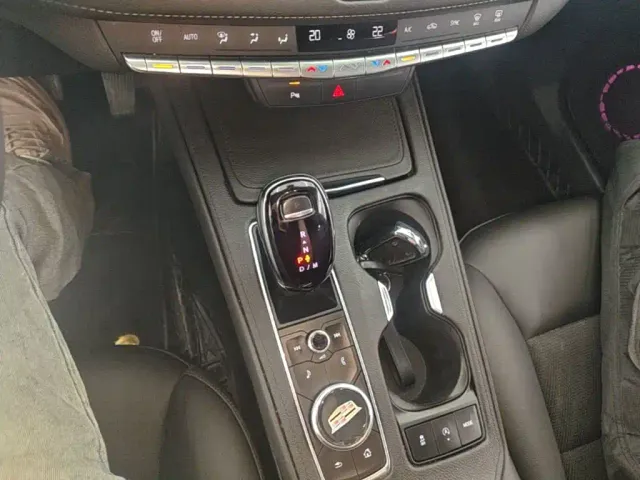 Cadillac XT4 — Фото автомобиля 13