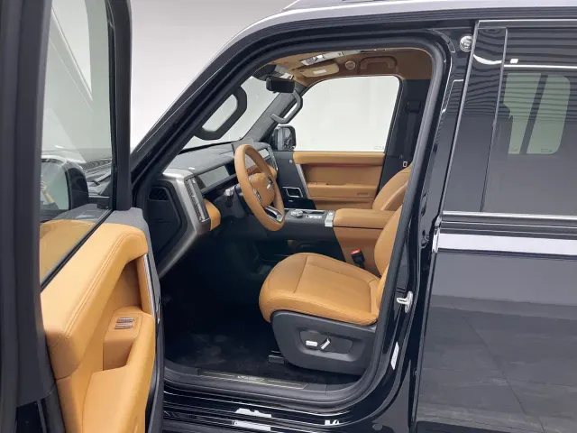 iCAR V27 — Фото автомобиля 16