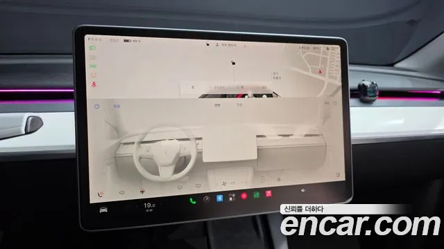 Tesla Model Y — Фото автомобиля 19