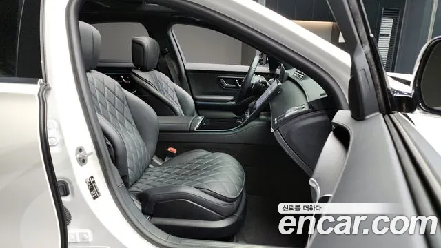 Mercedes-Benz S-Class — Фото автомобиля 11