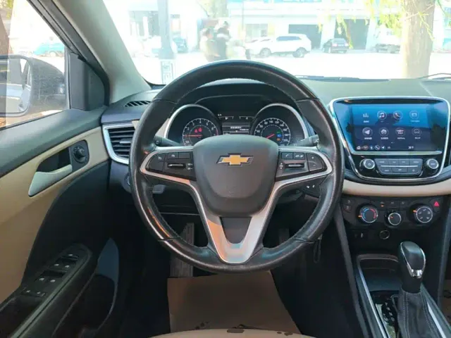 Chevrolet Monza — Фото автомобиля 10