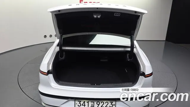 Hyundai Grandeur Grandeur (GN7) — Фото автомобиля 14