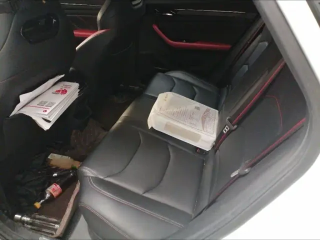 Geely Emgrand S — Фото автомобиля 13