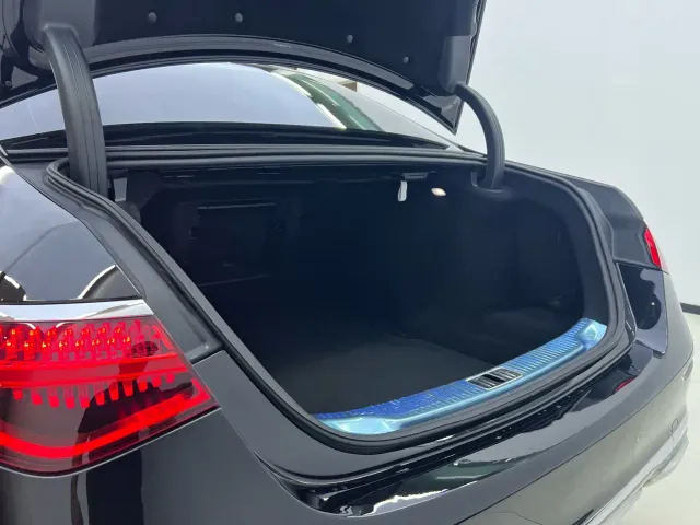 Mercedes-Benz Maybach S-Class — Фото автомобиля 22