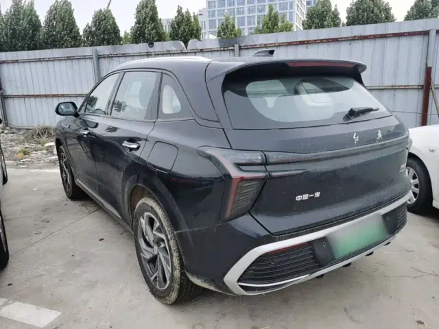 Hongqi HS3 PHEV — Фото автомобиля 4