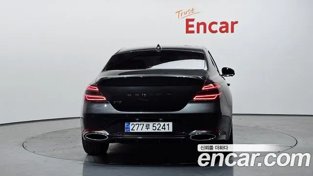 Genesis G70 — Фото автомобиля 4