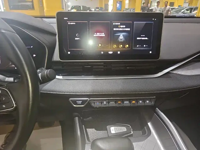 Geely Xingrui — Фото автомобиля 12