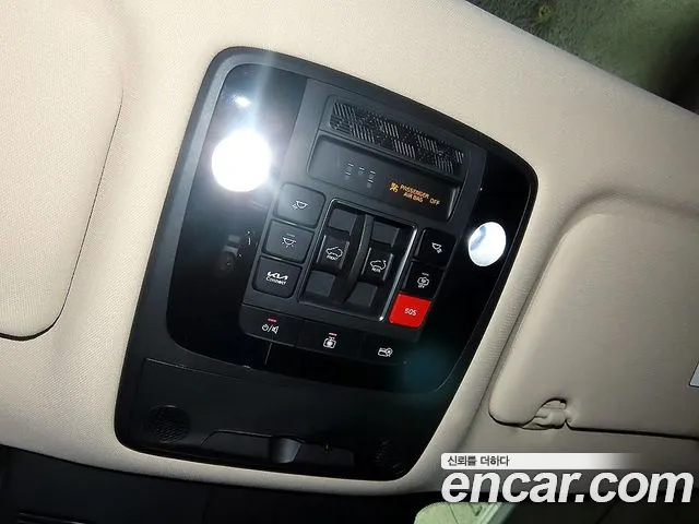 Kia Canival — Фото автомобиля 13