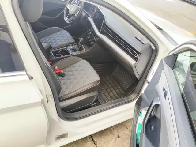 Volkswagen Sagitar — Фото автомобиля 13