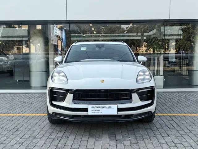 Porsche Macan — Фото автомобиля 15
