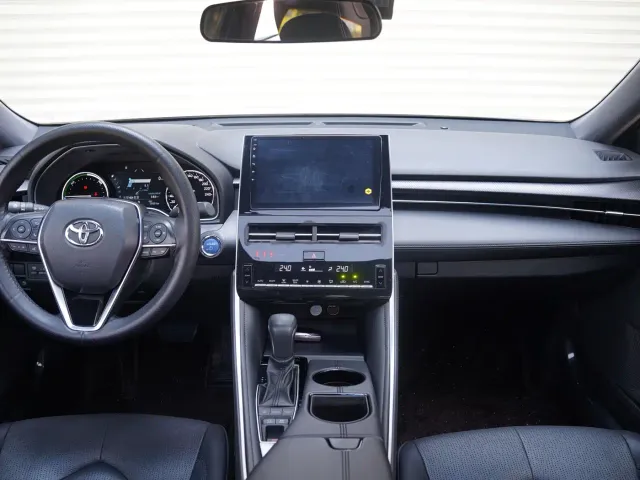 Toyota Avalon — Фото автомобиля 16