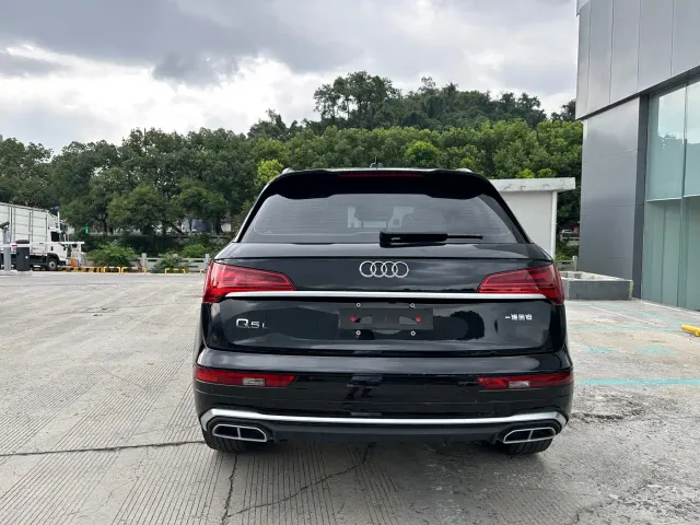Audi Q5L — Фото автомобиля 8