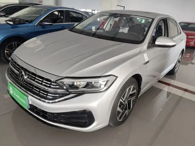 Фотография автомобиля — Volkswagen Sagitar