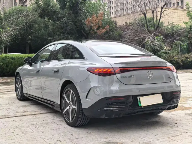 Mercedes-Benz EQE — Фото автомобиля 7