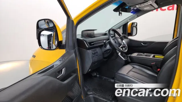 Hyundai Staria Staria 4WD Школьный автобус — Фото автомобиля 10