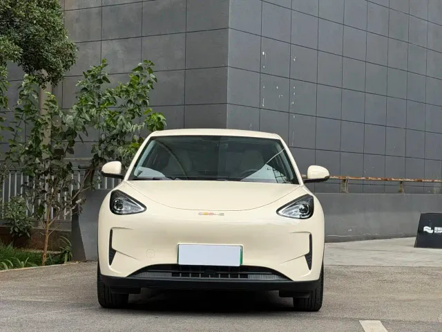 Geely Starry Wish — Фото автомобиля 2