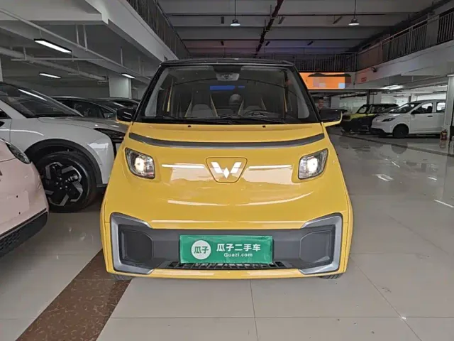 Wuling NanoEV — Фото автомобиля 2