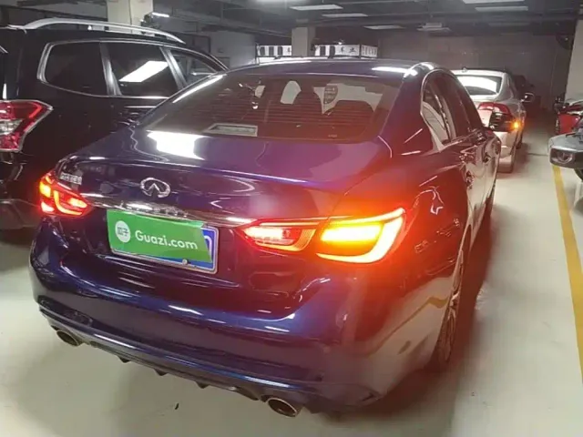 Infiniti Q50L — Фото автомобиля 6